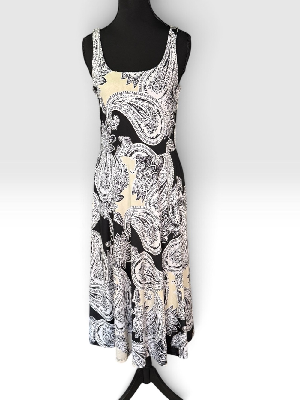 Ariella Womens Small Maxi Dress Black Ivory Paisley Textured Stretch Sleeveless